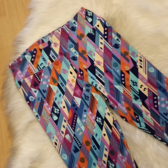 Disney LLR Its a Small World Legging-Purple & Orange Mix-#1441 - Picture 9 of 9